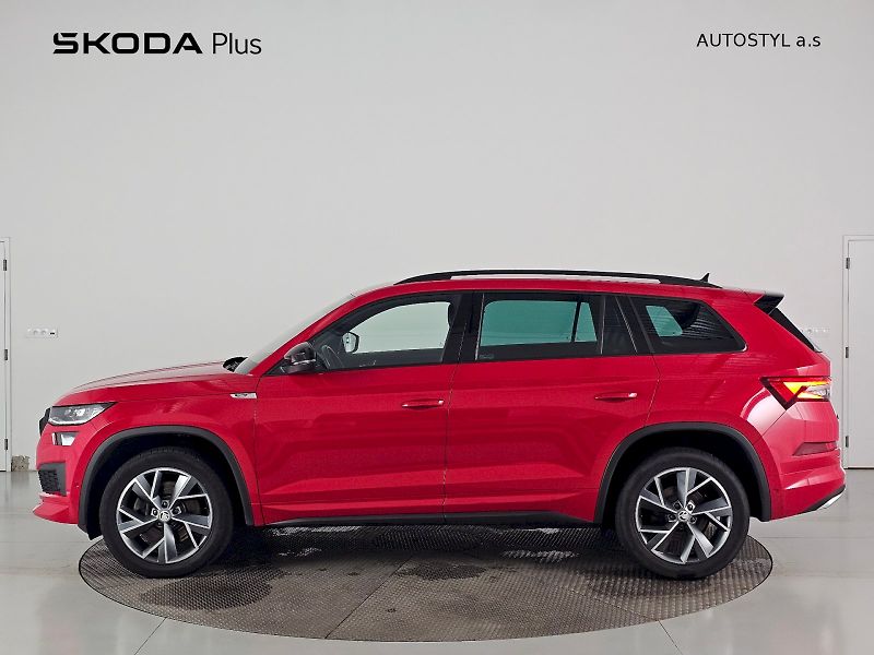 Škoda Kodiaq (2023) 2.0TSI 140kW 4X4 SPORTLINE TAŽ - fotka 3 z 35