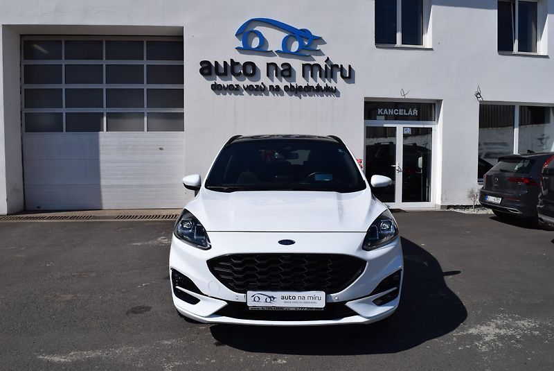 Ford Kuga (2022) 2.5 DURATEC PHEV 112kw e-CVT - fotka 3 z 50