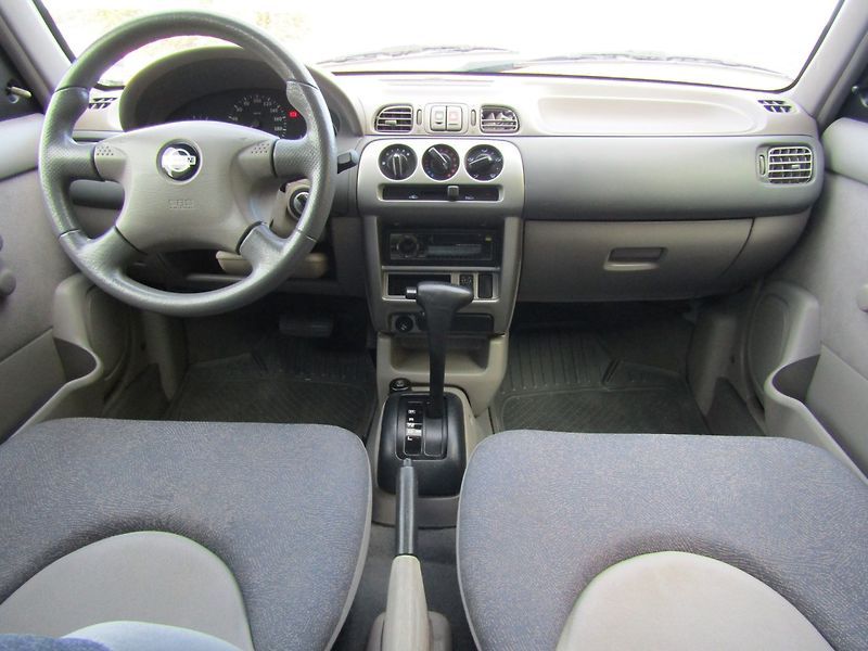Nissan Micra (2000) 1.0 NCVT CZ PŮVOD - fotka 15 z 31