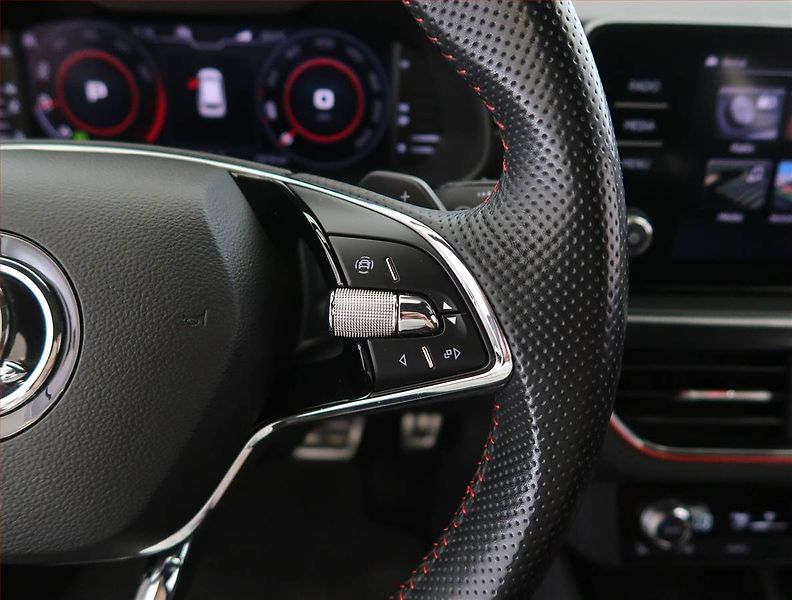 Škoda Kamiq (2021) Monte Carlo 1.0 TSI - fotka 23 z 28