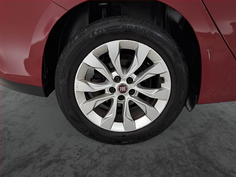 Fiat Tipo (2016) 1.4 T-Jet, Navi, Tempomat - fotka 15 z 16