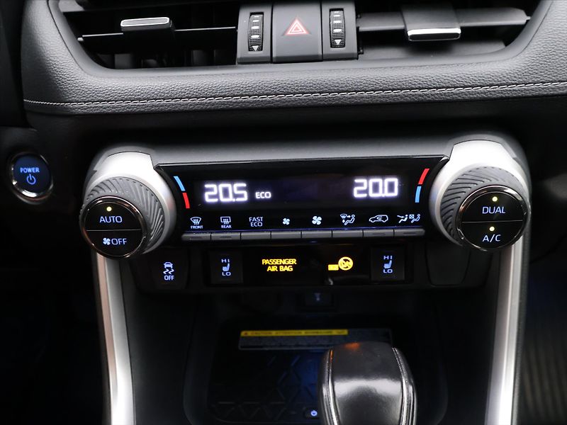 Toyota RAV4 2,5 Hybrid Black Edition 4WD e - fotka 23 z 34