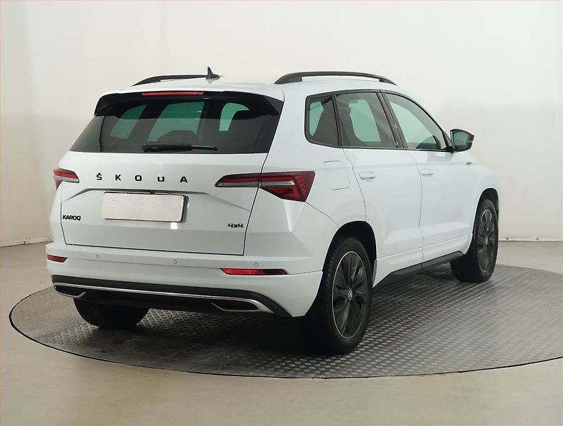 Škoda Karoq (2022) Sportline 2.0 TDI - fotka 5 z 18