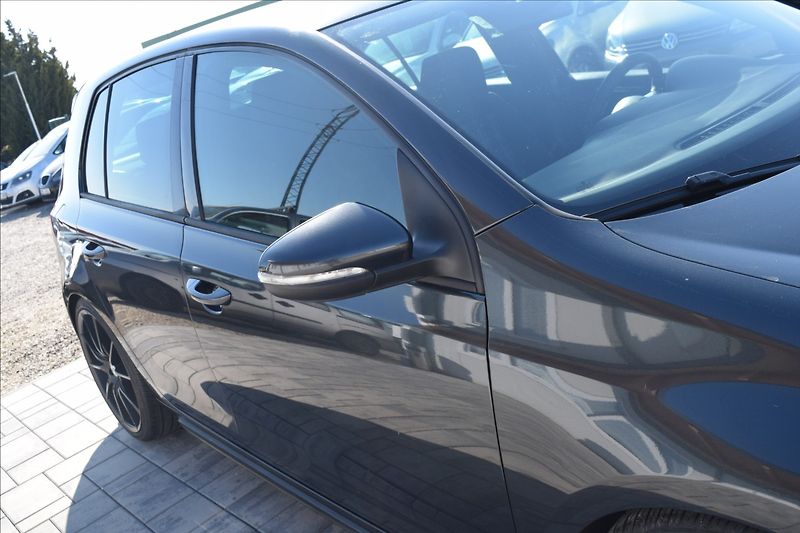 Volkswagen Golf 2,0 GTI 6 PO SERVISE AUTOMAT - fotka 5 z 45