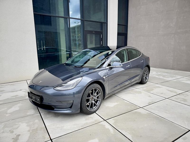Tesla Model 3 LONG RANGE 4x4 1 MAJITEL - fotka 8 z 46
