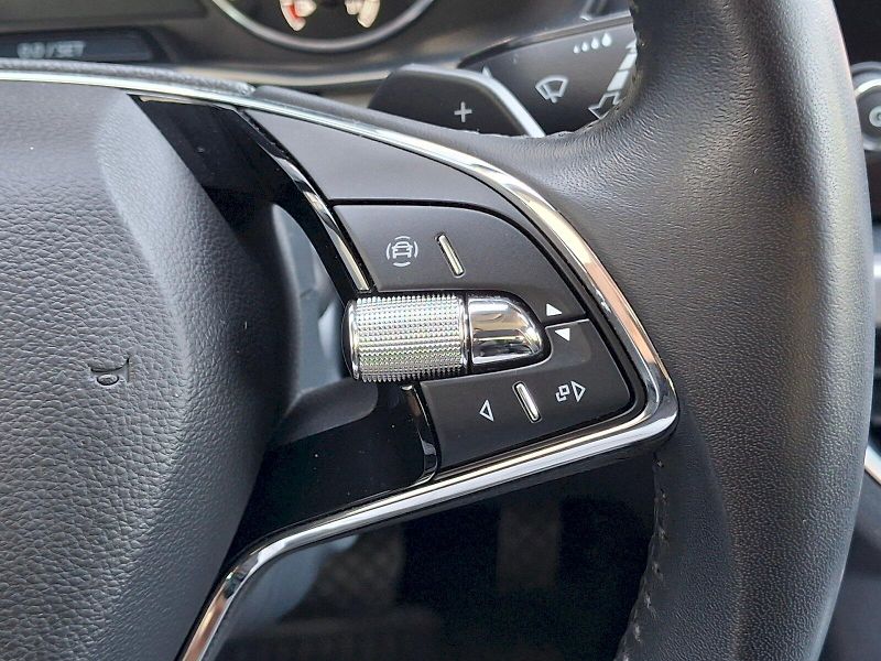 Škoda Scala (2023) Style DSG 1,5TSi 110kW - fotka 18 z 33