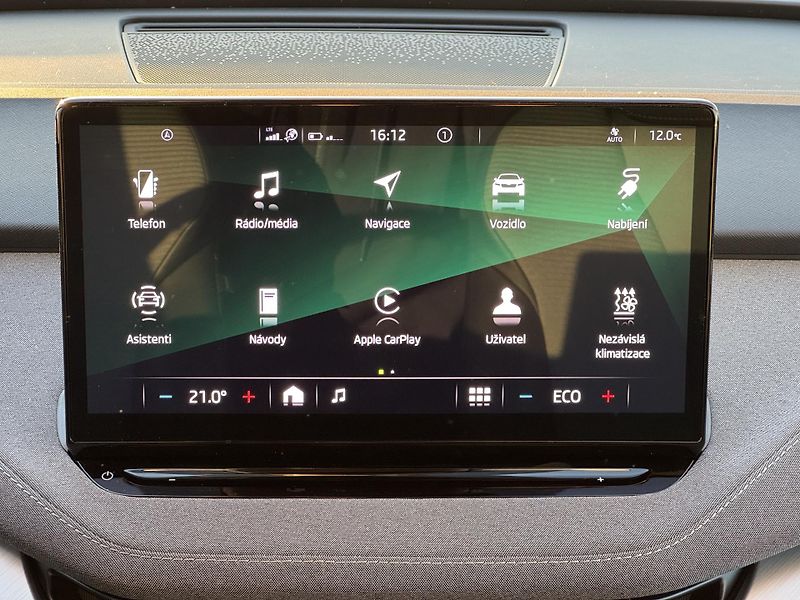 Škoda Enyaq 109 kW 55 kWh Kamera SoH 94,5% - fotka 17 z 27
