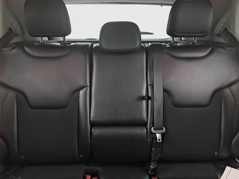 Jeep Compass (2020) 1.4 MultiAir, 4X4, Automat - fotka 10 z 17