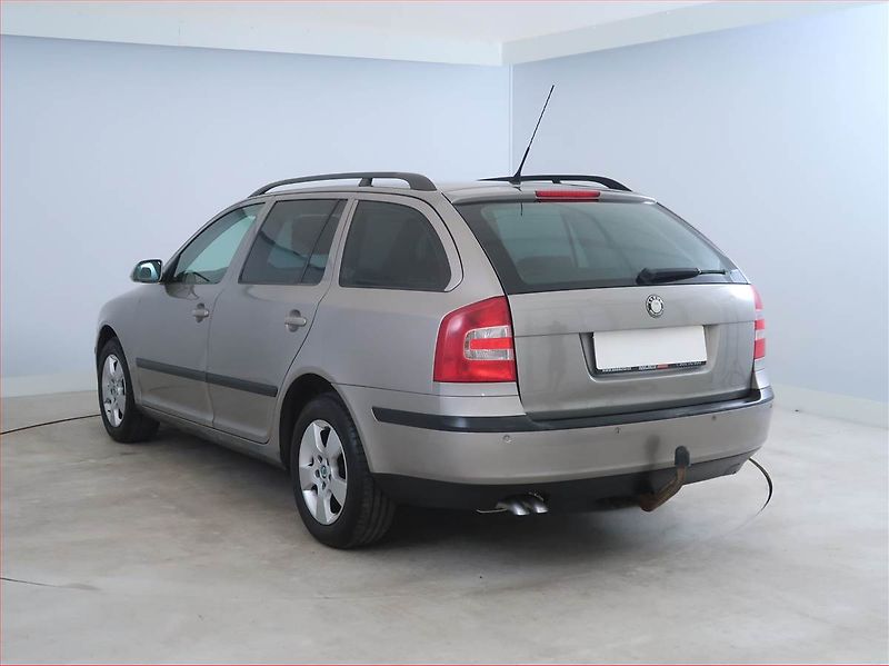 Škoda Octavia (2007) 1.9 TDI, Tažné, Klima - fotka 4 z 13