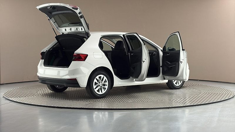 Škoda Fabia 1.0 TSI Style - fotka 6 z 23