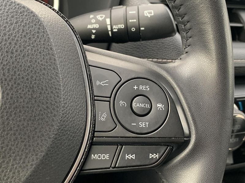 Toyota RAV4 COMFORT STYLE 2,0 129kW MAN6 - fotka 20 z 31