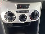 Peugeot 208 (2016) 1.0 PT, AC, tempo - náhled 14