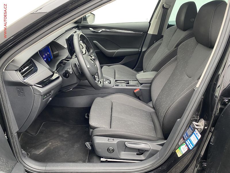 Škoda Octavia (2023) 2.0 TSi 4X4, ČR, Style, DSG - fotka 9 z 18
