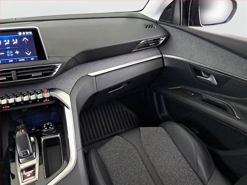Peugeot 3008 (2018) 2.0 BlueHDi, Automat - fotka 8 z 18