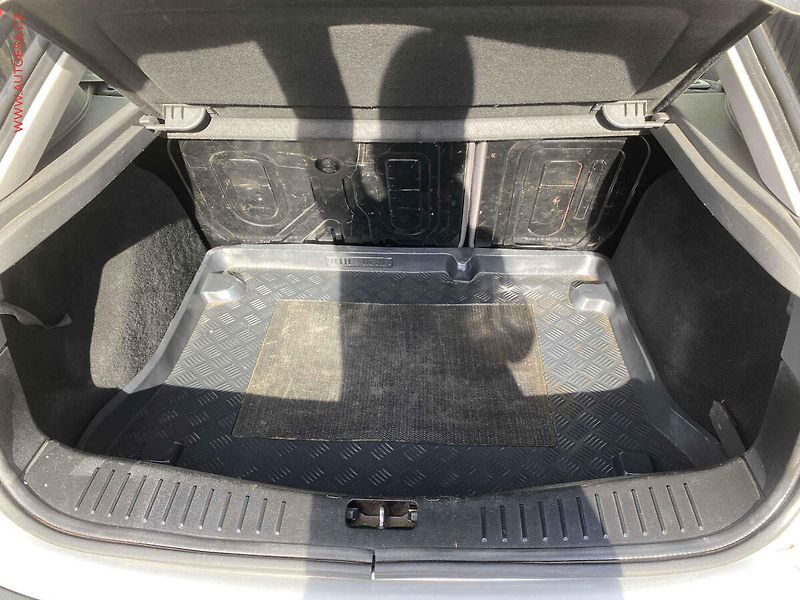 Ford Focus (2005) 1.6TD, 1.maj, servis.kniha - fotka 7 z 16