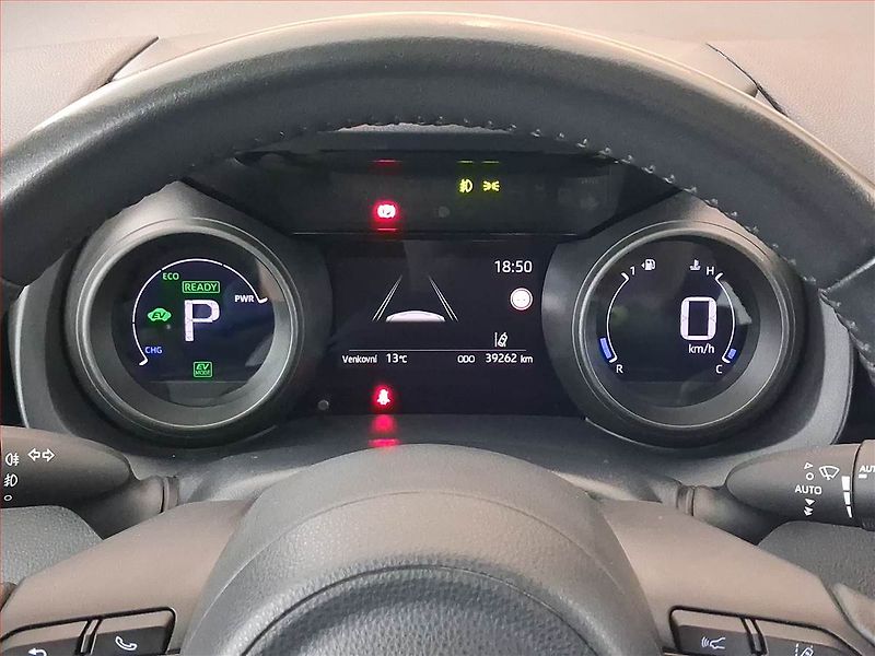 Toyota Yaris (2023) 1.5 VVT-i Hybrid - fotka 11 z 22