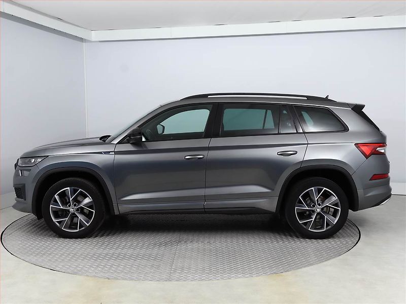 Škoda Kodiaq (2022) Sportline 2.0 TDI - fotka 3 z 24