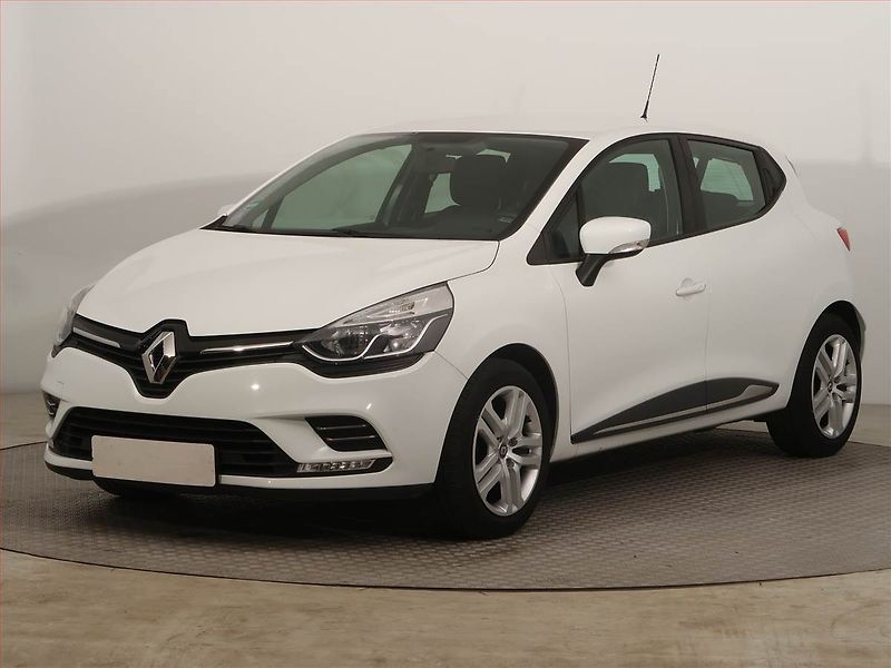 Renault Clio (2020) 0.9 TCe, Navi, Tempomat - fotka 2 z 15