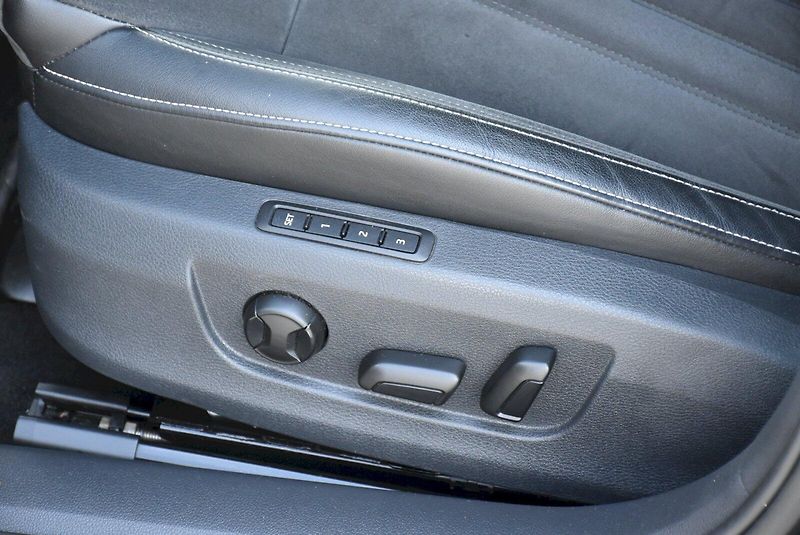 Škoda Superb (2020) Style 2.0 TDI 110kW DSG - fotka 24 z 34