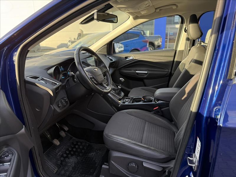 Ford Kuga 2,0 TDCi 110kW Titanium CZ - fotka 12 z 21