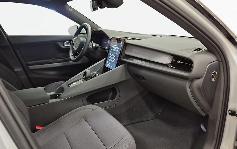 Polestar 2 Long Range AWD Kamera BLIS LED - fotka 13 z 14