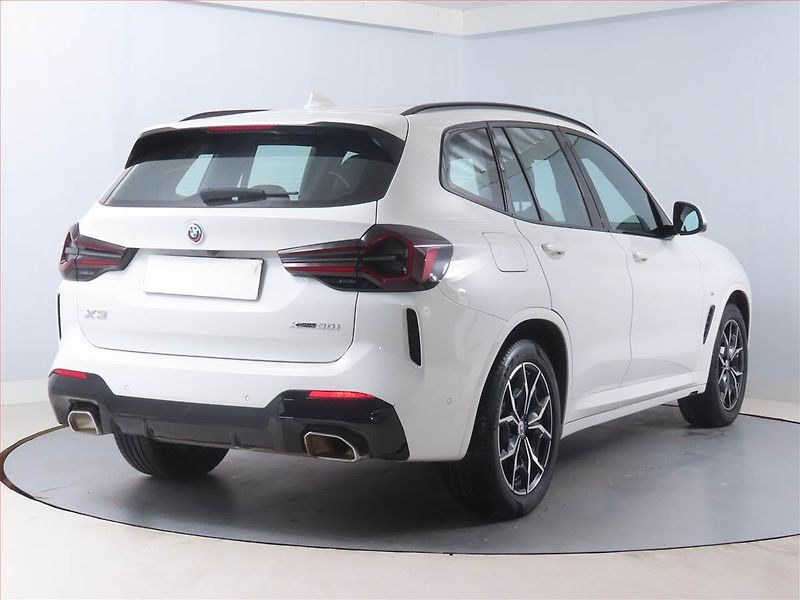 BMW X3 (2022) xDrive30i - fotka 5 z 14