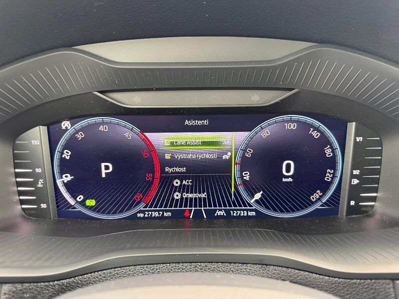 Škoda Karoq (2025) 2.0 TDI 110kW 4x4 DSG Top Sele - fotka 16 z 35