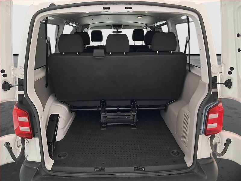 Volkswagen Transporter (2018) 2.0 TDI, Bus, 8Míst, ČR, DPH - fotka 13 z 21