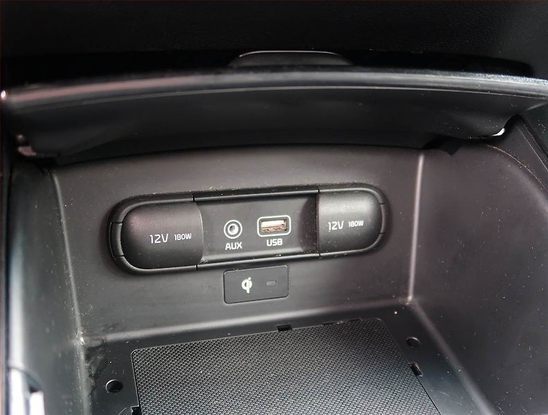 Kia Sorento (2018) GT Line 2.2 CRDi - fotka 30 z 30