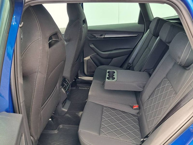 Škoda Karoq (2025) SportLine TDI 110KW 4x4 / 2.0 - fotka 22 z 29