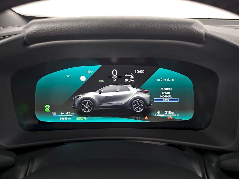 Toyota C-HR (2025) 2.0 164kW PHEV CVT Comfort PLU - fotka 13 z 29