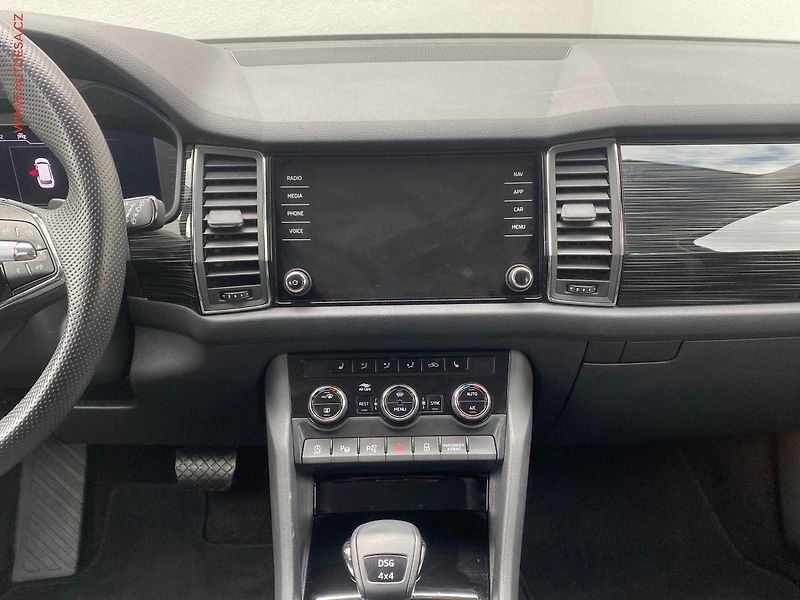 Škoda Kodiaq (2021) 2.0 TSi 4x4, 1.maj,ČR, Style - fotka 12 z 21
