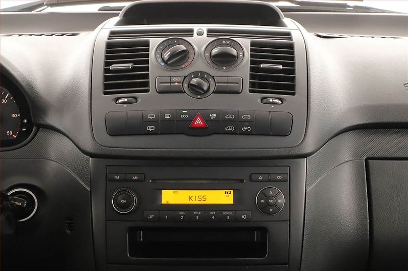 Mercedes-Benz Vito (2011) 110 CDI, Bus, 7Míst - fotka 9 z 11