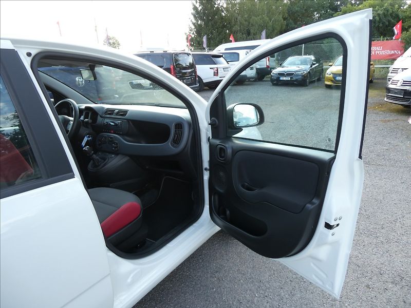 Fiat Panda 1,2 51 kW, po servise - fotka 21 z 37