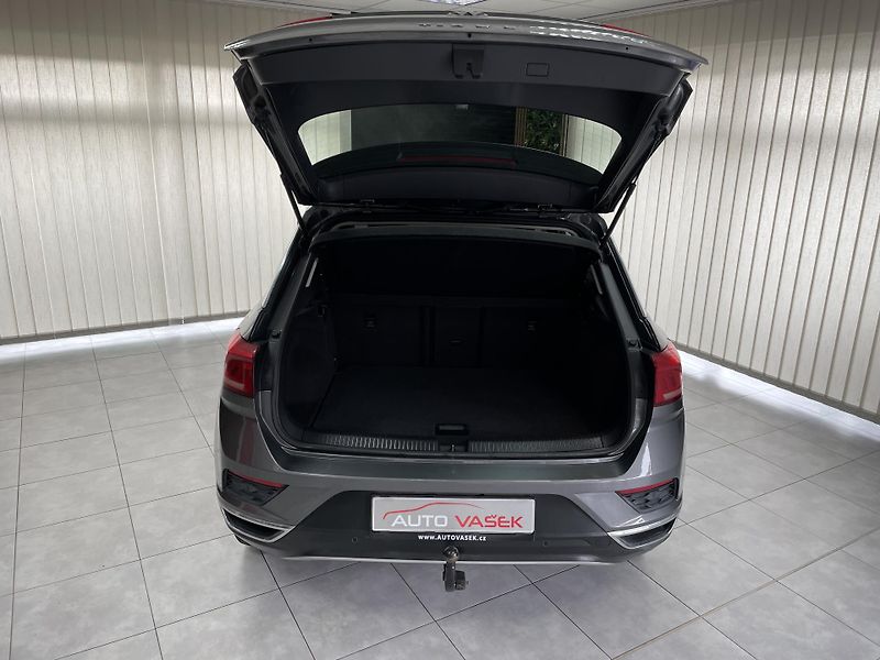 Volkswagen T-Roc 1.5 TSi ČR 6M ACC TZ  - fotka 28 z 28