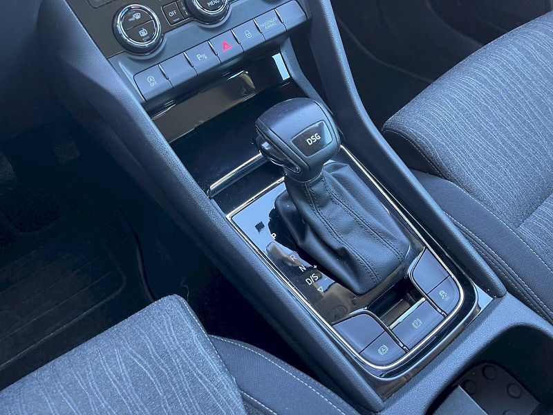 Škoda Karoq (2019) 1.5 TSI 110 kW DSG Style Plus - fotka 12 z 35