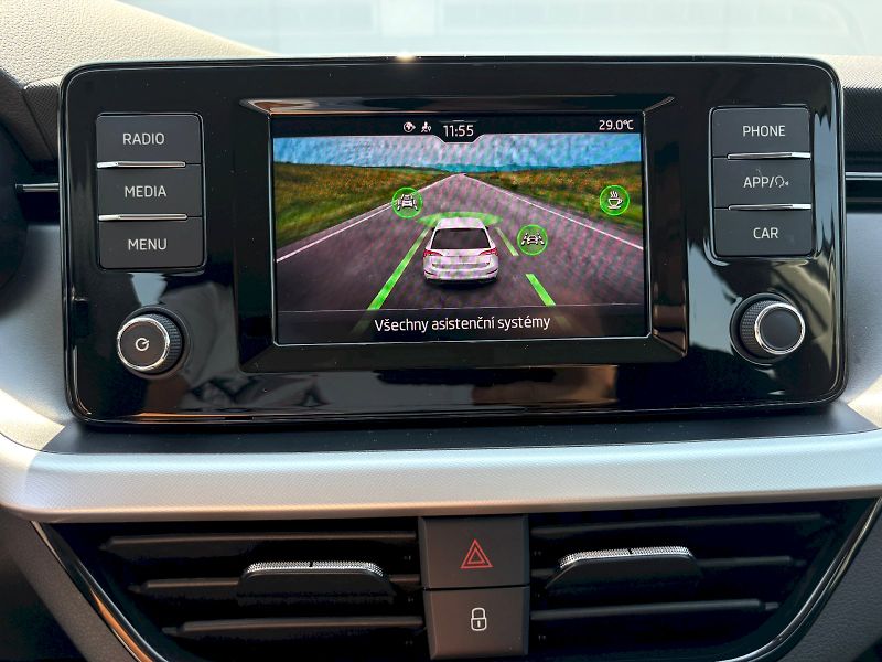Škoda Scala (2022) 1.0 TSI / 70 kW / AMBITION - fotka 9 z 28