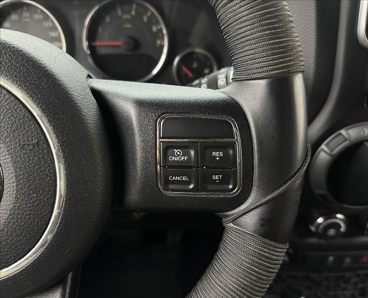 Jeep Wrangler 3,6 209kW AT PENTASTAR SERVIS - fotka 12 z 44