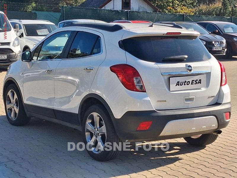 Opel Mokka (2013) 1.7 CDTi 4x4, ČR, AC, park - fotka 6 z 15