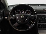Škoda Octavia (2011) 2.0 TDI, Serv.kniha, Xenony - náhled 16