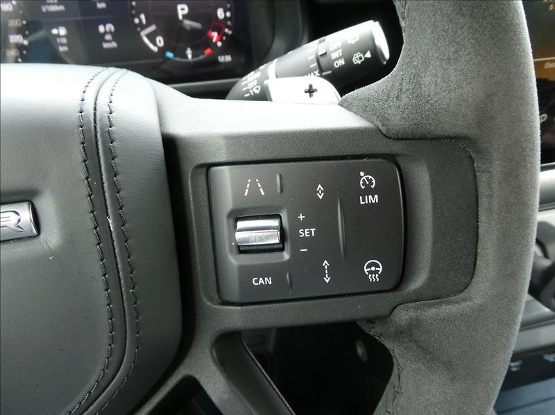 Land Rover Defender 5,0 P525 Carpath.EDT,1Maj,DPH - fotka 23 z 47