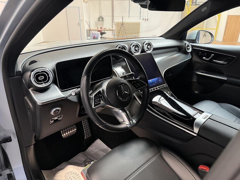 Mercedes-Benz GLC 300 de 4MATIC Coupe - fotka 5 z 15