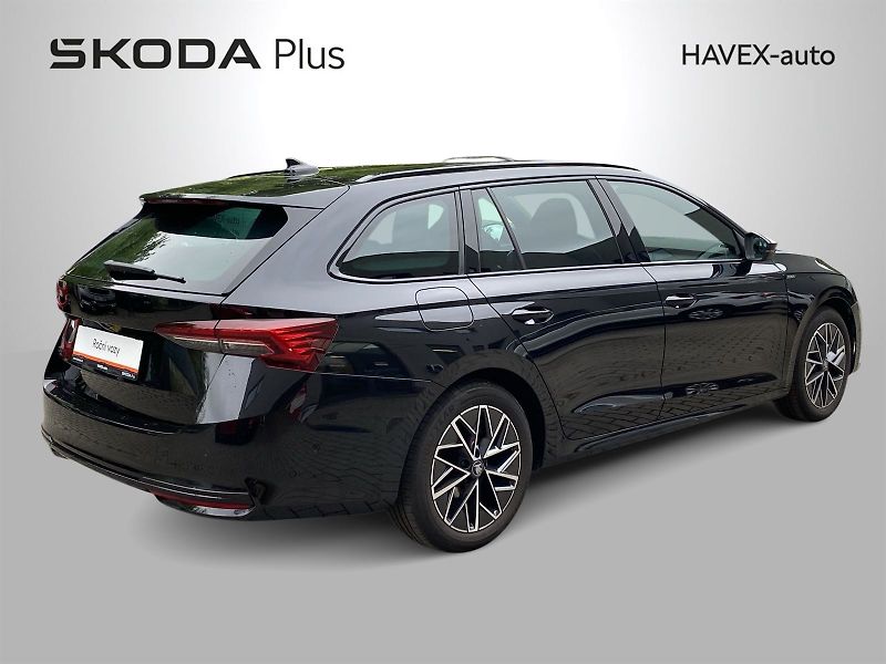 Škoda Octavia (2025) Combi 1.5 TSI SportLine - fotka 2 z 39