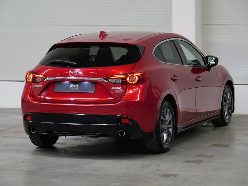 Mazda 3 - fotka 2 z 25
