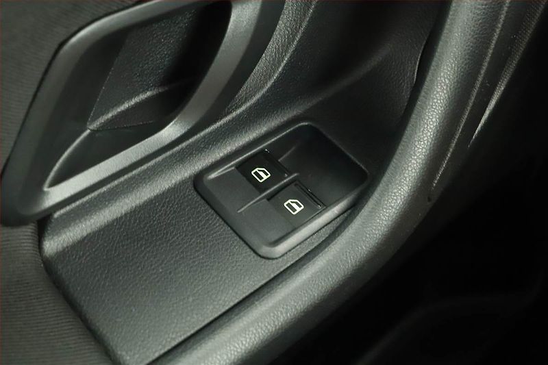 Škoda Fabia (2012) Ambition 1.2 TSI, Tempomat - fotka 10 z 12