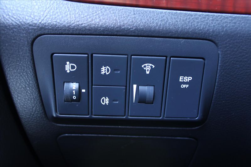 Hyundai Santa Fe 2.2CRDi 114kW AWD A/T TAŽNÉ ČR - fotka 21 z 22