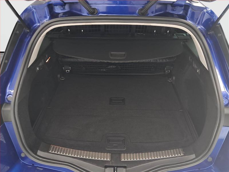 Renault Mégane (2017) GT Line 1.6 dCi, Serv.kniha - fotka 14 z 19