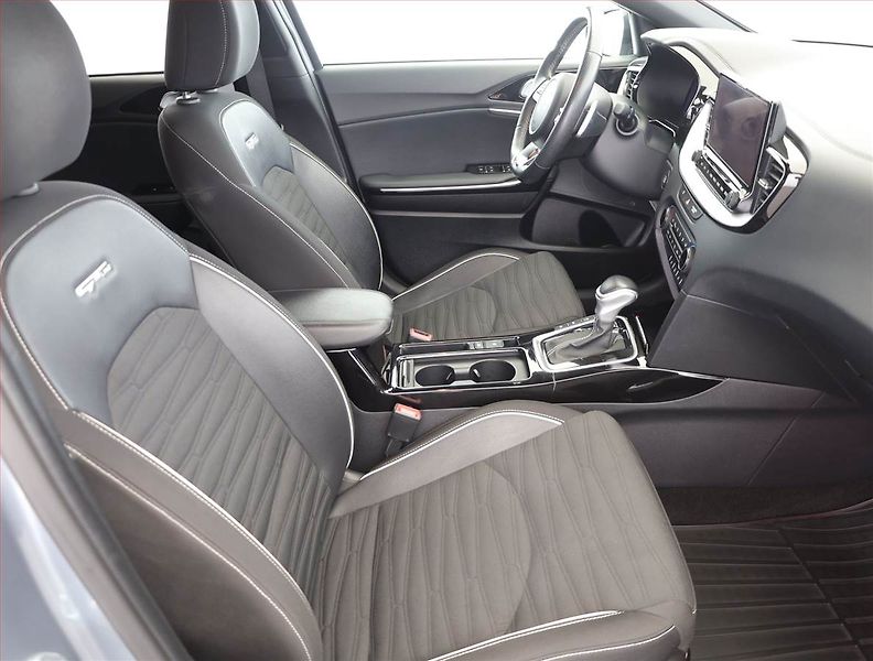 Kia XCeed (2023) GT Line 1.6 T-GDI - fotka 7 z 20