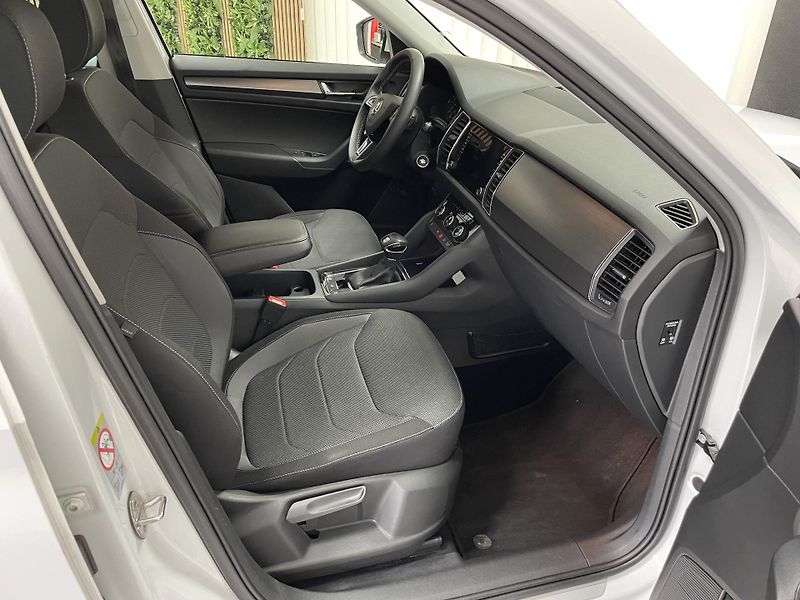 Škoda Kodiaq 2.0 TDi ČR 4x4 DSG REZERVACE  - fotka 14 z 31