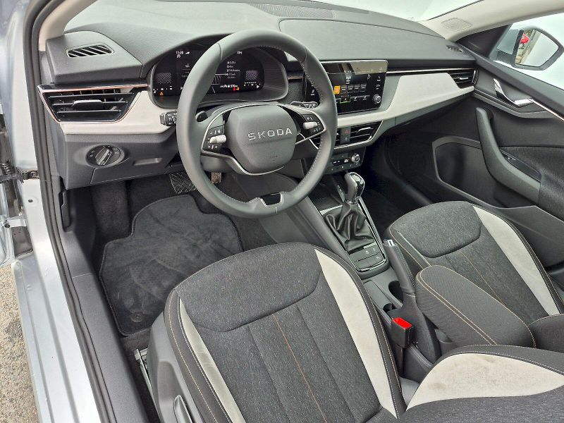 Škoda Scala (2025) Top Selection 1.0 TSI 85kW DSG - fotka 12 z 29
